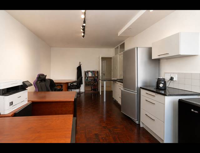 1 BEDROOM APARTMENT TO LET IN CAPE TOWN CITY CENTRE